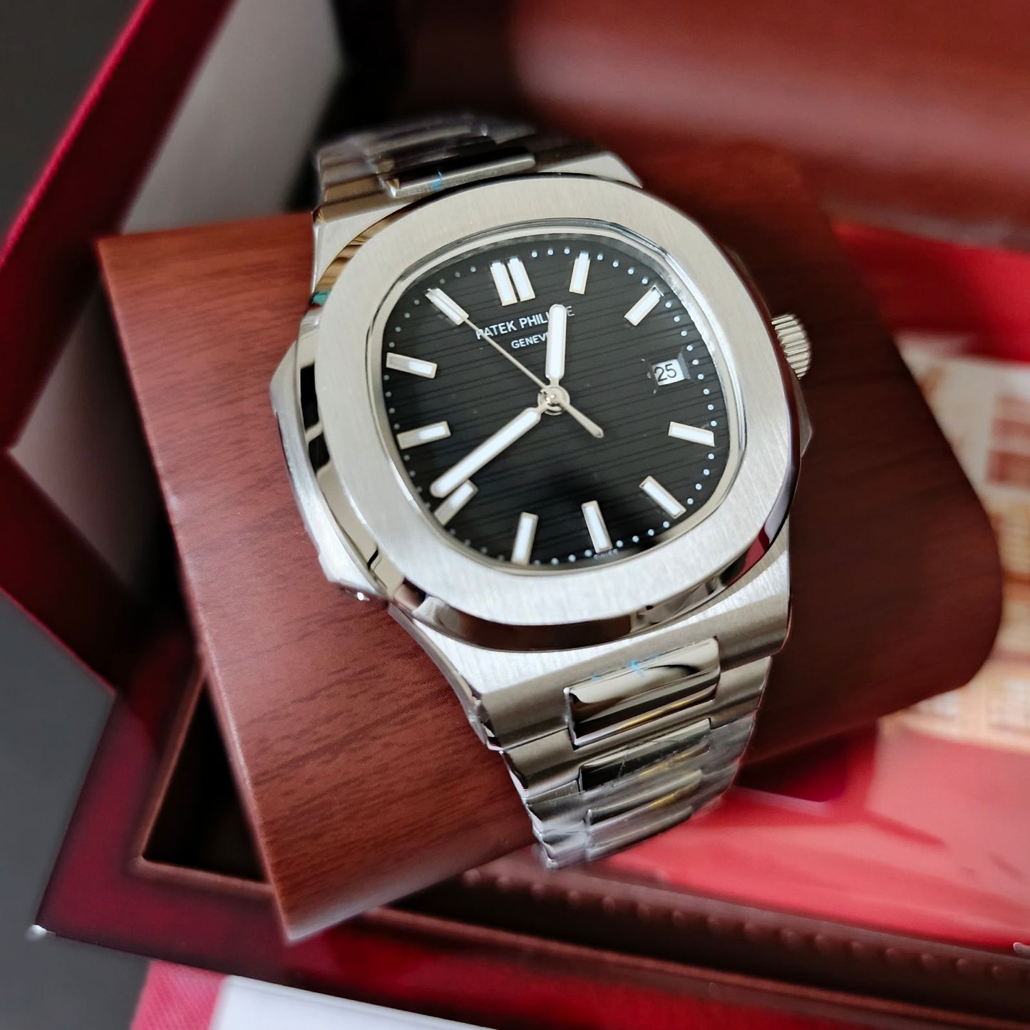 Patek Philippe Nautilus β AAA Master Copy