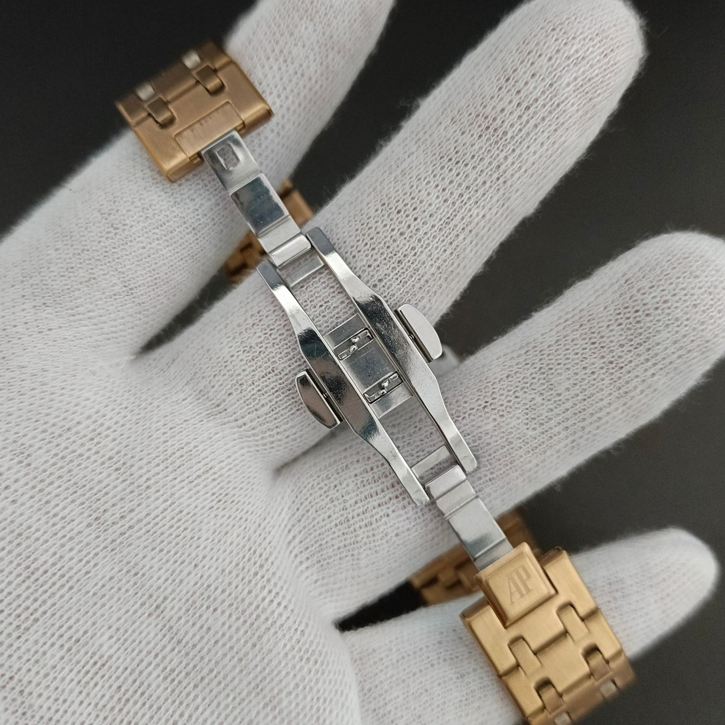 Audemars Piguet Royal Oak Chronograph - RoseGold-Blue