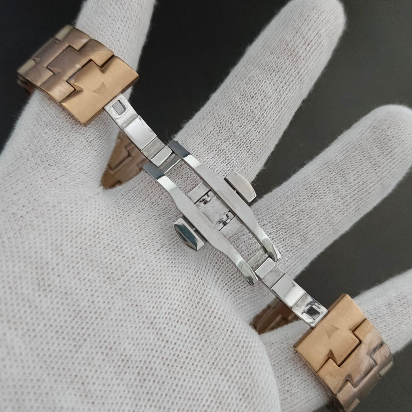 Vacheron Constantin Overseas - RoseGold-Black